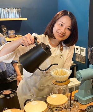 小林　有美子